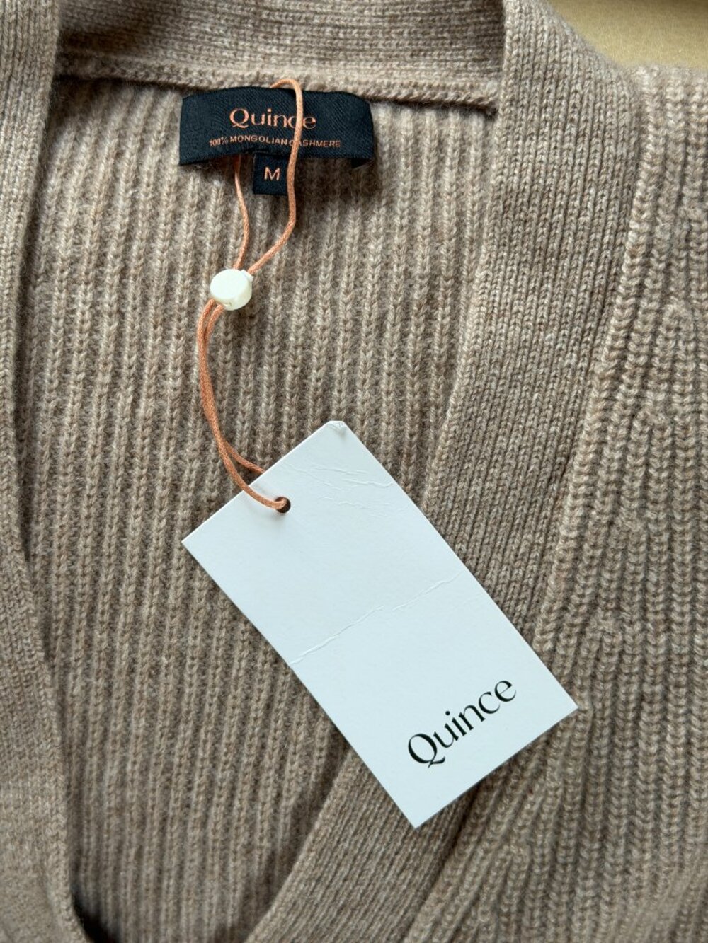 Quince | Mongolian Cashmere Oversized Boyfriend Cardigan Sweater - Picture 3 of 3